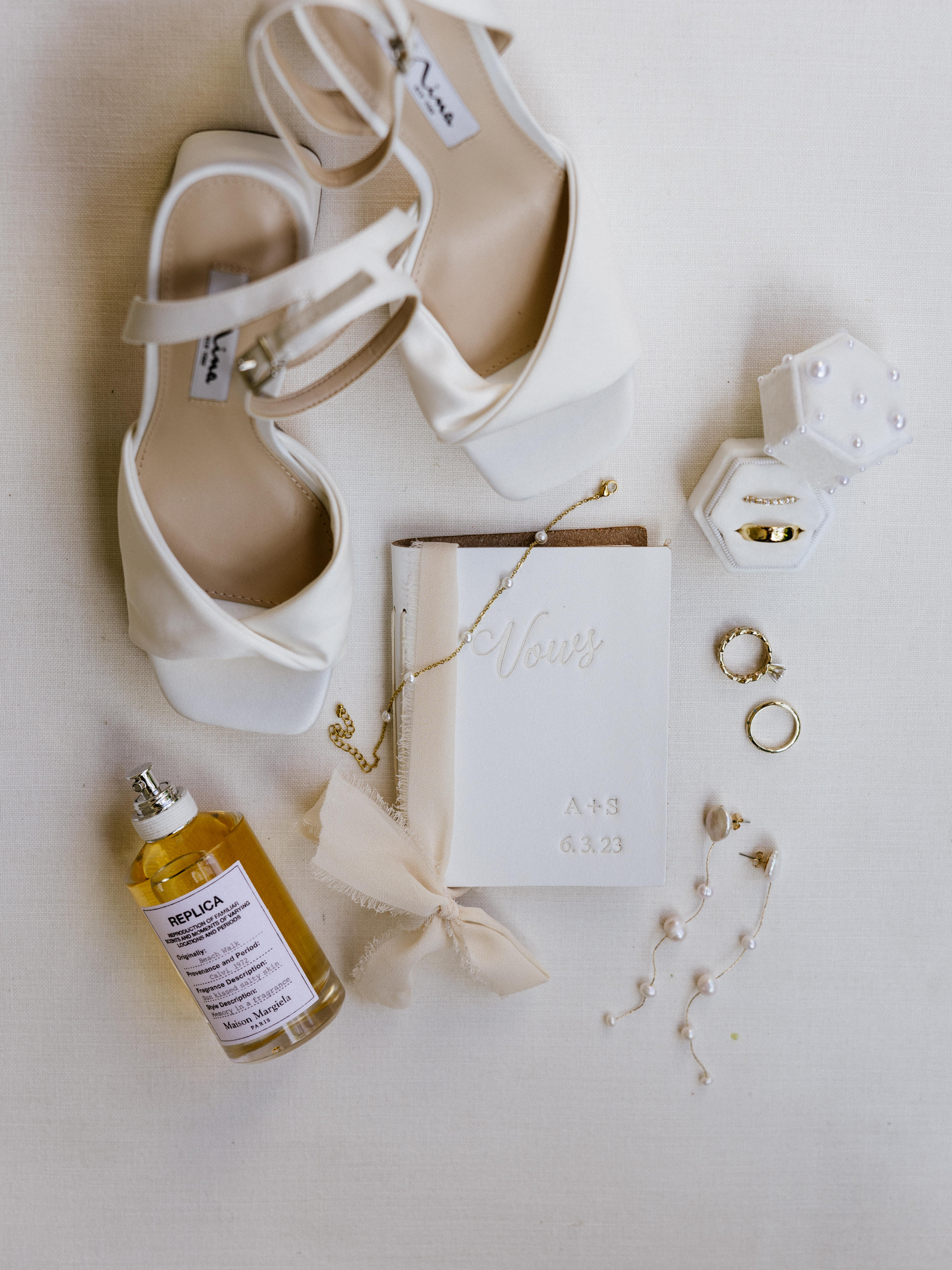 23-06-03 S+A Green Parrot-1