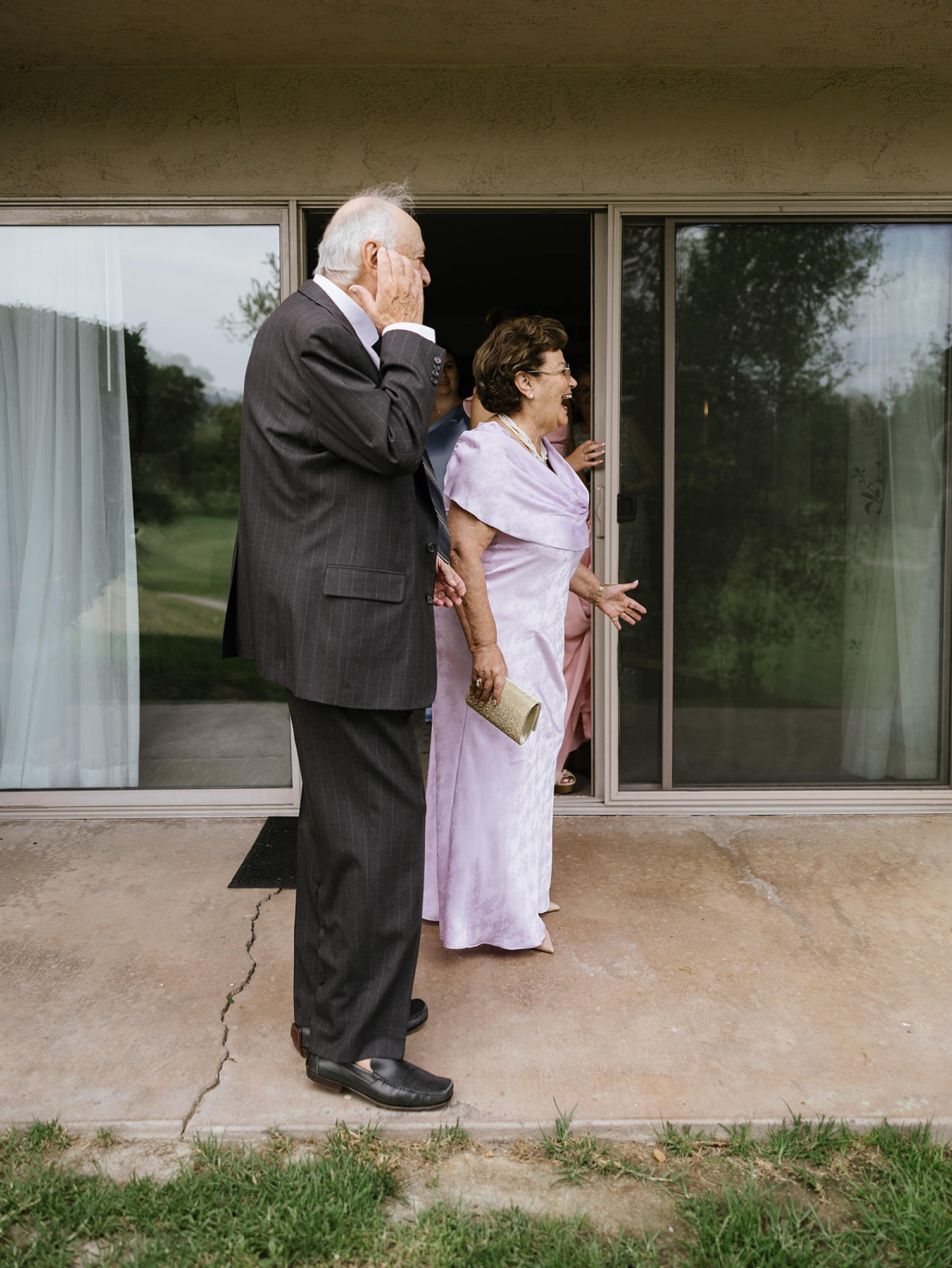 wedding at Temecula Creek Inn family photos with bride